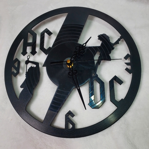 AC DC Vinyl Wall Clock Retro Decor Unique Home Accent  Rock Metal Memorabilia - Picture 1 of 4